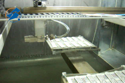 五轴往复机喷涂遥控器外壳-供求商机- 深圳市松崎机器人自动化设备