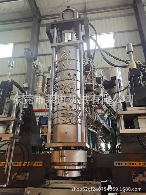 中空吹塑机往复机 主流厂家、知名品牌、产品图鉴与行业热帖解析